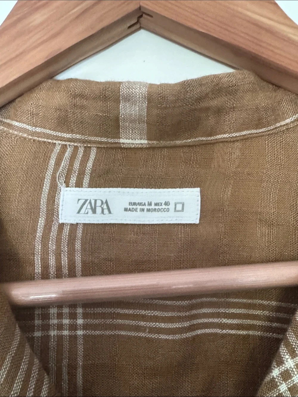 Zara Men’s Brown & White Plaid Short-Sleeve Button Down Shirt